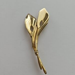 Cala Lily Flower Gold Tone Metal Pin Brooch